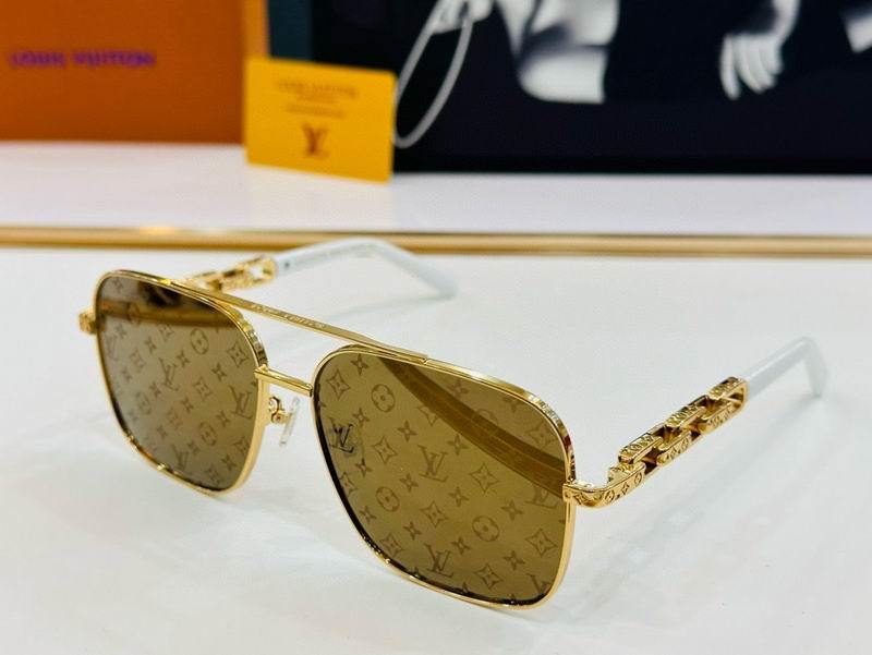 LV Sunglasses 924